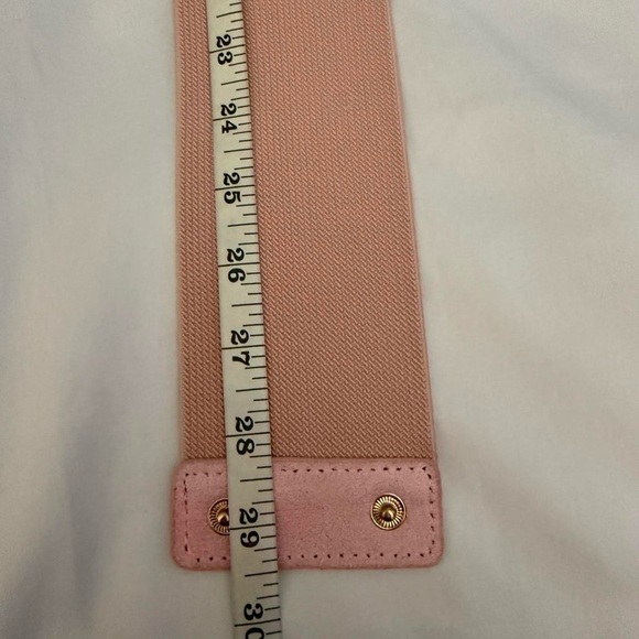 Light pink statement satin flower wide elastic waistband belt - Picture 5 of 8